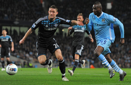 以微弱优势 以微弱优势