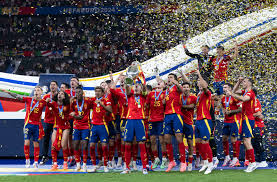 或略有超越 或略有超越